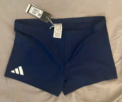 Uimahousut Adidas, käyttämättömät