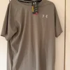 Under Armour t-shirt
