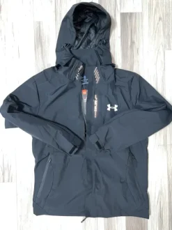 Under Armour tuulitakki