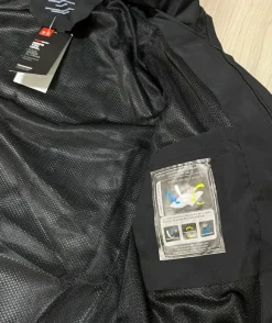 Under Armour tuulitakki