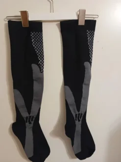 Urheilukompessiosukat naisille XL koko