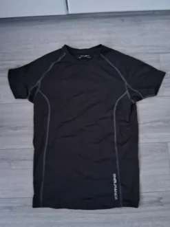 Urheilupaita, koko L