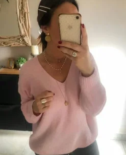 Vaaleanpunainen neule