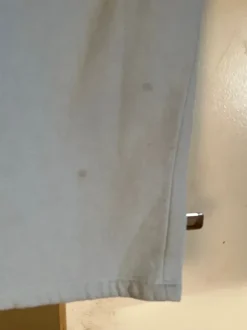 Vaaleansiniset gollegehousut