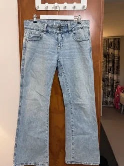 Vaaleat Gina Tricot farkut