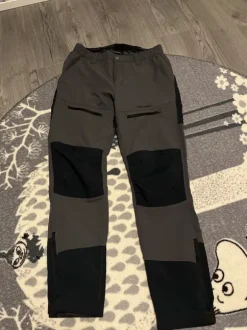 Vaellus / ulkoiluhousut