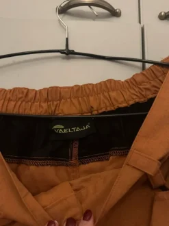 Vaeltaja ulkoiluhousut