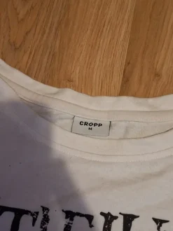 valkoinen beetlejuice t-paita