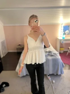 Valkoinen kesätoppi