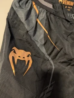 Venum shorts Mens M MMA Muay Thai Brazilian Jiujutsu
