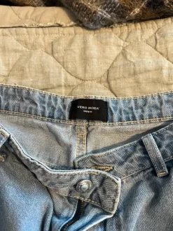 Vero Modan leveät farkut