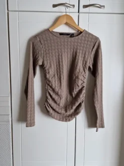 Vero Modan pusero koko S