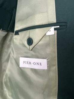 Vihreä Pier One puku