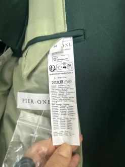 Vihreä Pier One puku