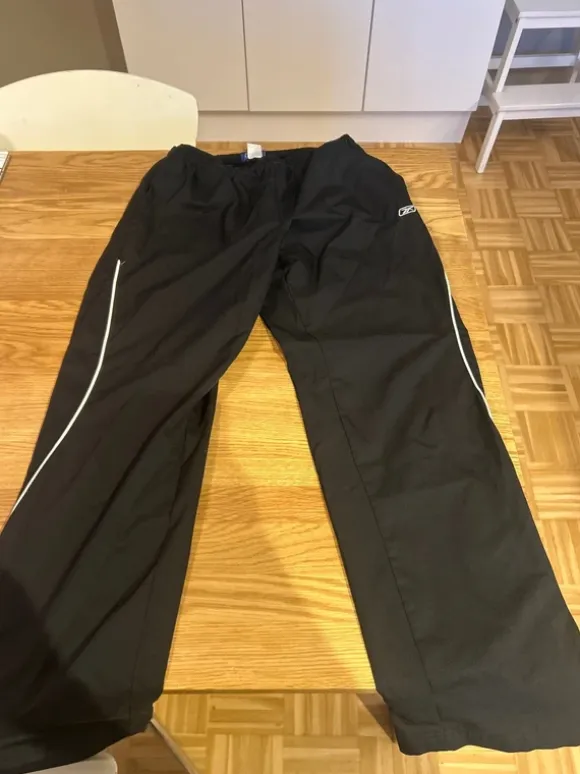 Vintage black reebok trackpants