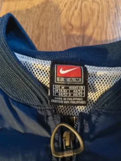 Vintage nike windbreaker size m blue and white