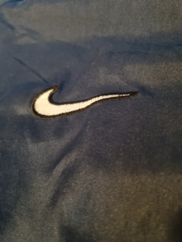 Vintage nike windbreaker size m blue and white