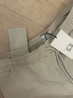 VOLT uimashortsit käyttämätön