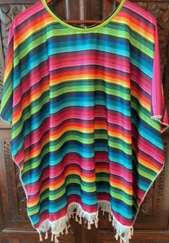 Värikäs poncho