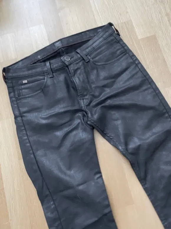 Waxed hedi type lee jeans