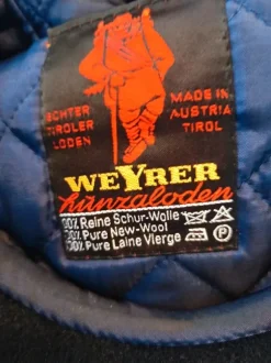Wool hat in like new condition