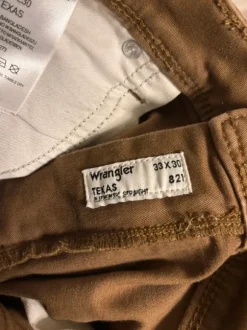 Wrangler ruskeat housut