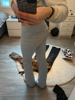 Yoga pants