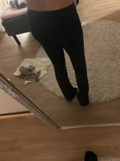 Yoga pants/Flared leggings