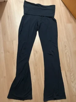 Yoga pants/Flared leggings